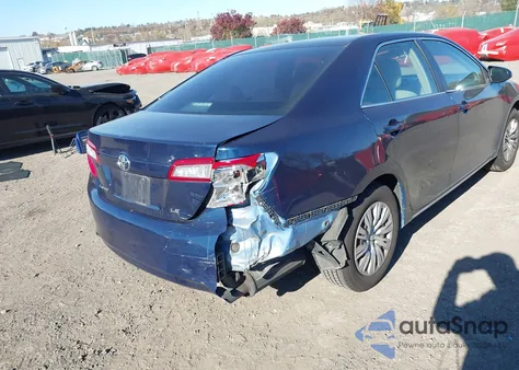 2012 Toyota Camry Le z USA, uszkodzony, nr VIN 4T1BF1FK6CU583771